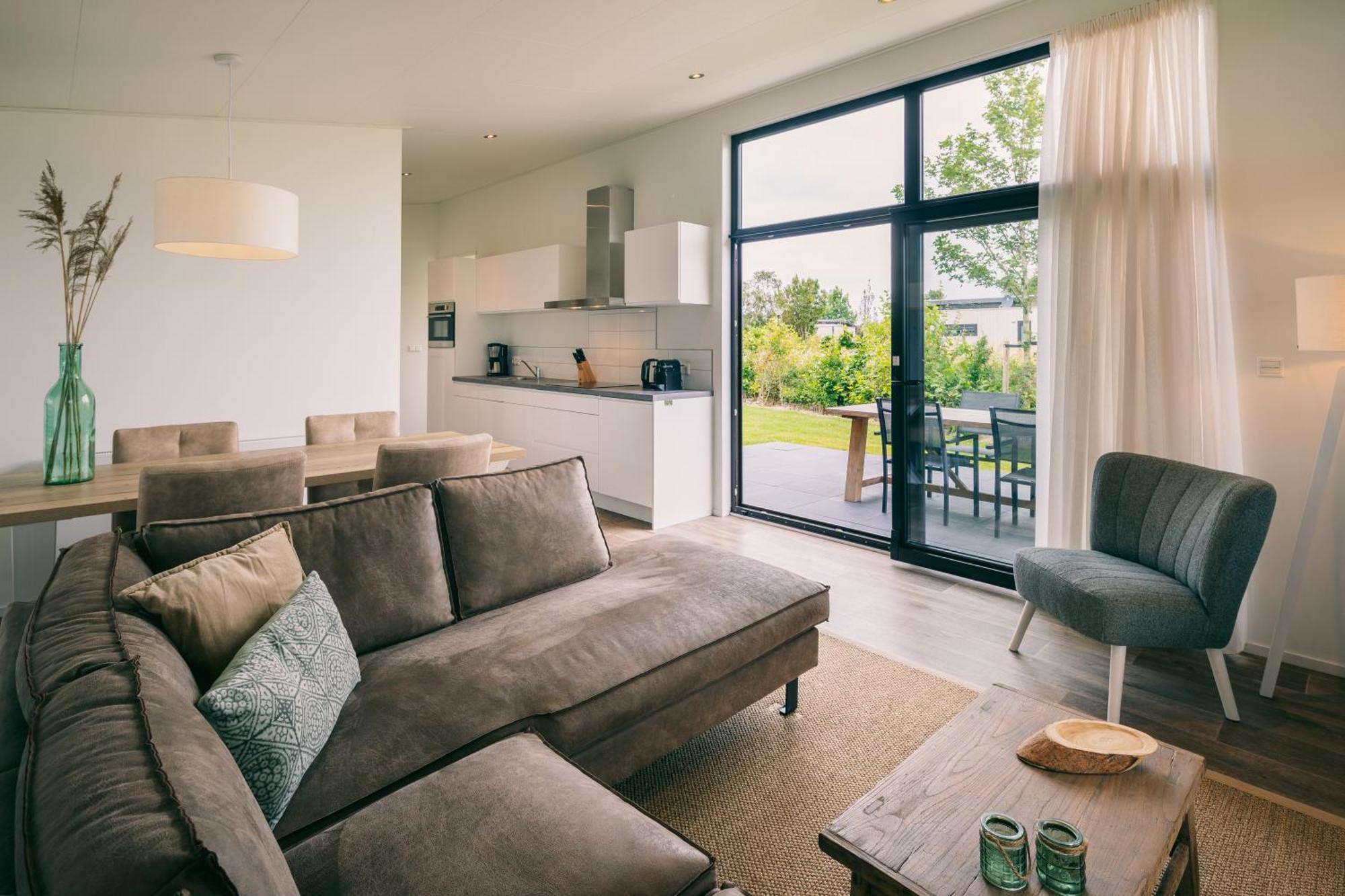 Summio Vakantiepark Zeedijk Herkingen 객실 사진