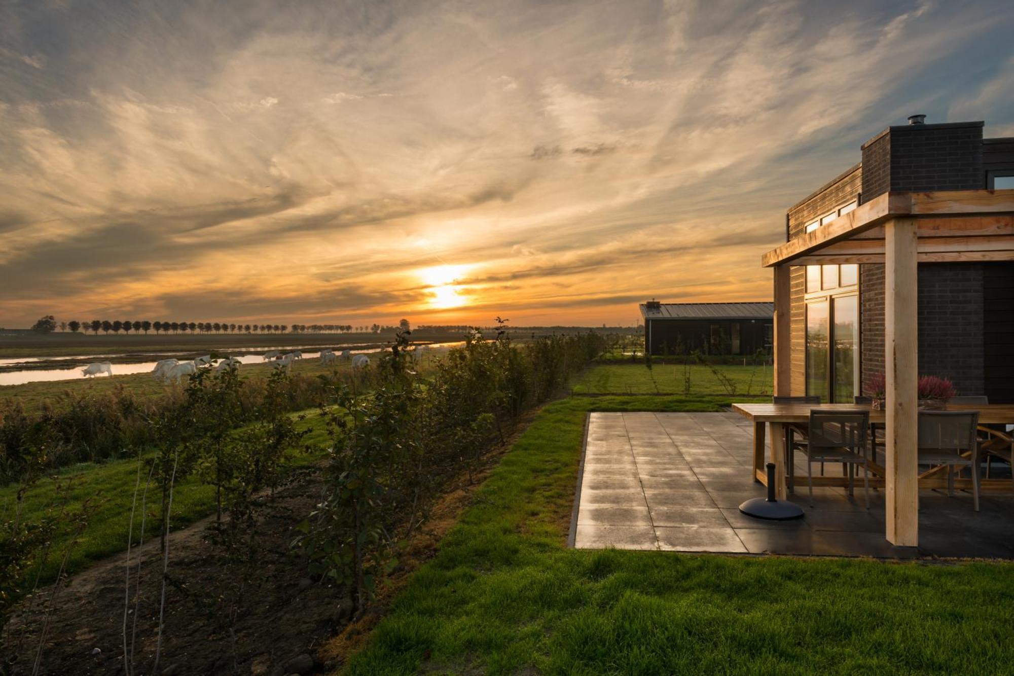 Summio Vakantiepark Zeedijk Herkingen 객실 사진